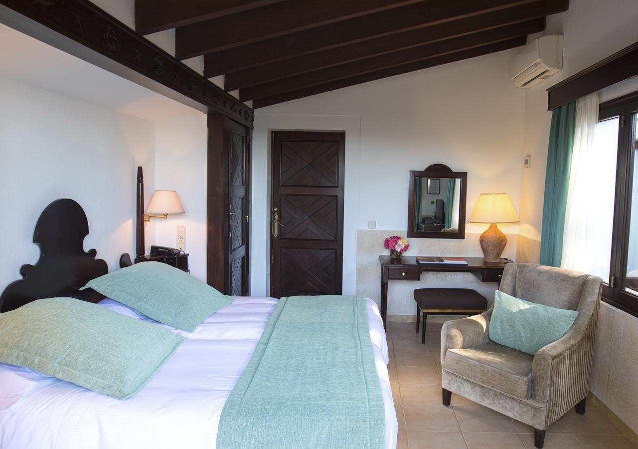 Hotel Bendinat بورتالس نوس المظهر الخارجي الصورة